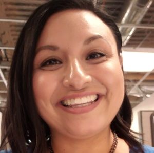 Meet your Posher, Stephanie